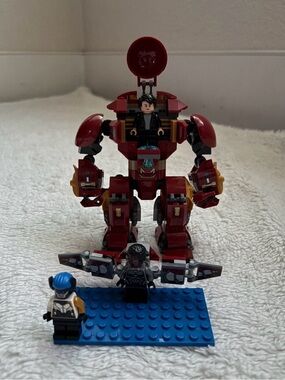 LEGO Avengers Infinity War The Hulkbuster Smash-Up (Incomplete)